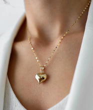 Load image into Gallery viewer, ISIDORE - Grand Heart Charm Necklace