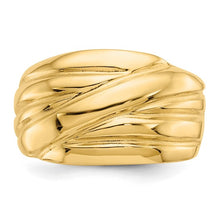 Load image into Gallery viewer, AMALEA - Bold Scalloped Dome Ring