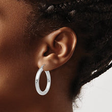 Load image into Gallery viewer, ALINA - Classic Hoop Earrrings Lightweight
