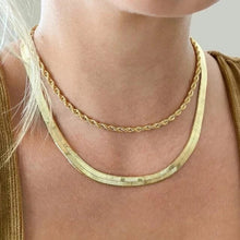 Load image into Gallery viewer, MOLLY - Herringbone Chain Necklace 6.5mm
