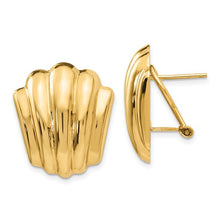 Load image into Gallery viewer, ASSISI - Bold Shell Earrings
