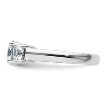 Load image into Gallery viewer, SARINA - Diamond Gold Ring I

