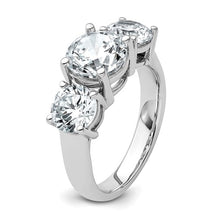 Load image into Gallery viewer, SARINA - The Diamond Ring II
