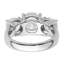 Load image into Gallery viewer, SARINA - Grand Diamond Gold Ring
