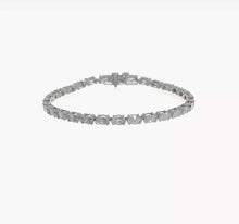 Load and play video in Gallery viewer, FELICIANA - Oval Diamond Half Bezel-Set Tennis Bracelet
