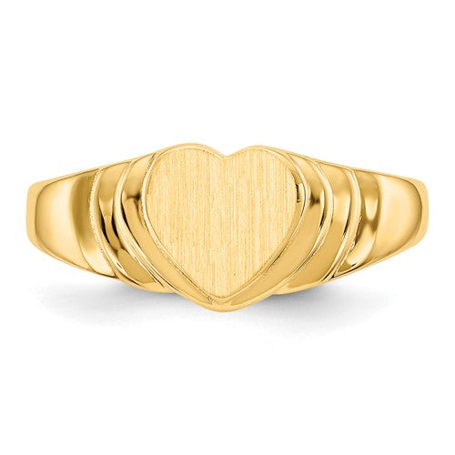 DAHLIA - The Ribbed Heart Signet Ring