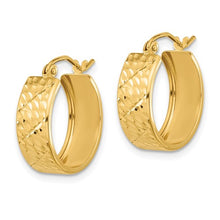 Load image into Gallery viewer, DOMINIQUE - Bold Hoop Earrings Diamond-cut
