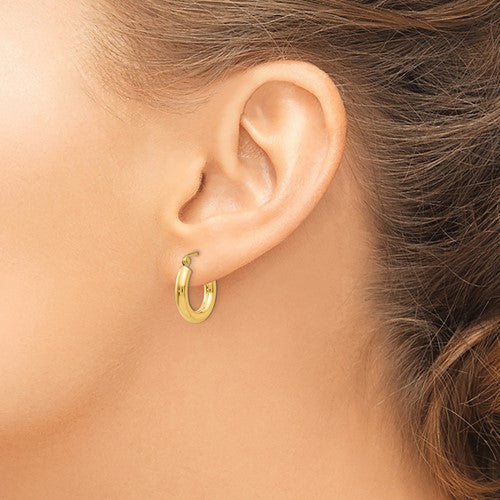 GIA - The Bold Hoop Huggie Earrings